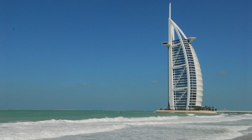 ドバイが誇る最高級７つ星ホテル ブルジュ アル アラブ ジュメイラ Burj Al Arab Jumeirah ドバイ観光情報局 Dubai Luxury World 人気ホテル レストラン