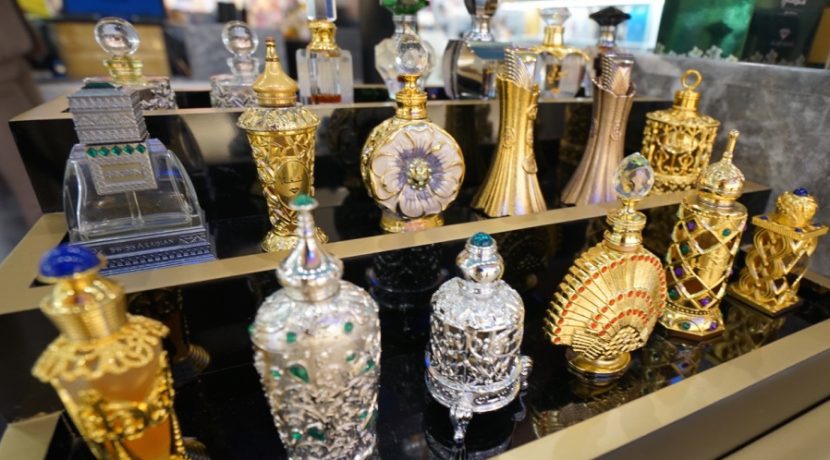 ドバイで有名な『アラブ香水』ブランドメーカーをご紹介！ | ドバイ ...